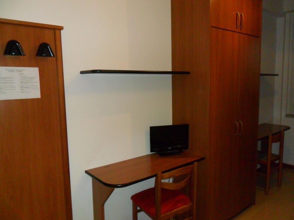 Ospitalita San Tommaso D'Aquino Hotel Bologna Szoba fotó