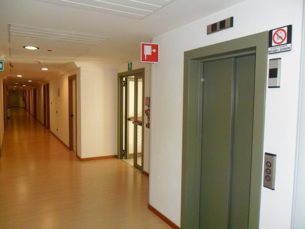 Ospitalita San Tommaso D'Aquino Hotel Bologna Kültér fotó