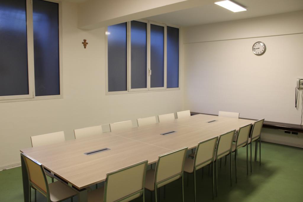 Ospitalita San Tommaso D'Aquino Hotel Bologna Kültér fotó